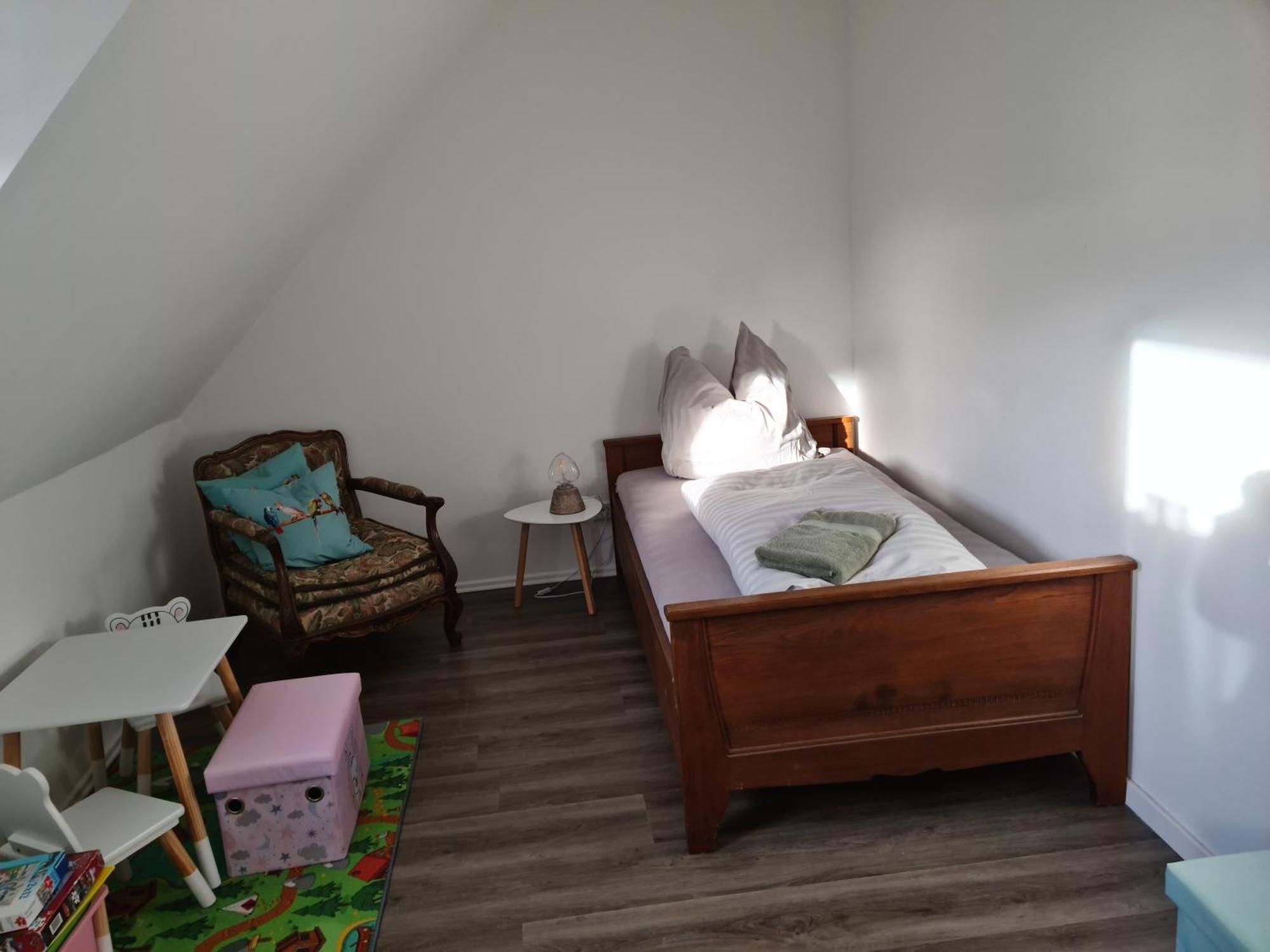 Pilgrims "Rosalie" Grosse Fewo Mit 3 Schlafzimmern, 1Bad, 2 Wc, Balkon, Fast Internet Brilon Luaran gambar